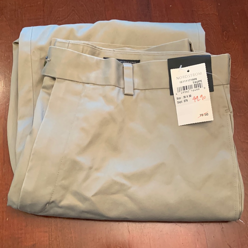 NWT Nordstrom khaki with flat front. Size 35 x 30. 100% cotton.